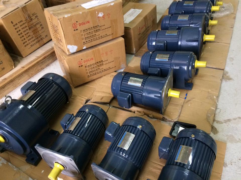 MÔ TƠ GIÃM TỐC CHÂN ĐẾ